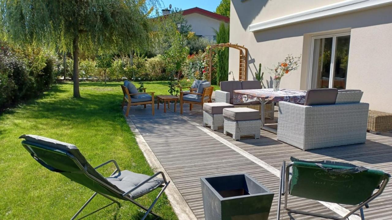La Maison Du Port, Une Exclusivite Lla Selections By Location Lac Annecy Сен-Жорьо Екстериор снимка