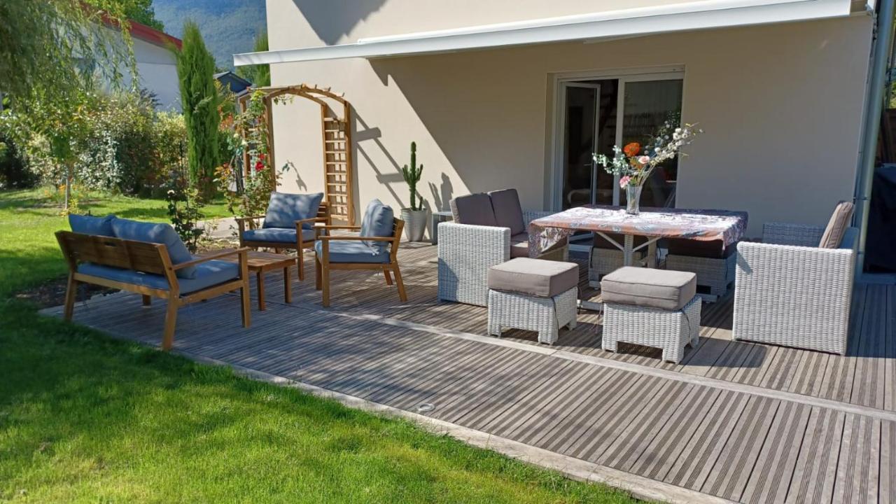 La Maison Du Port, Une Exclusivite Lla Selections By Location Lac Annecy Сен-Жорьо Екстериор снимка