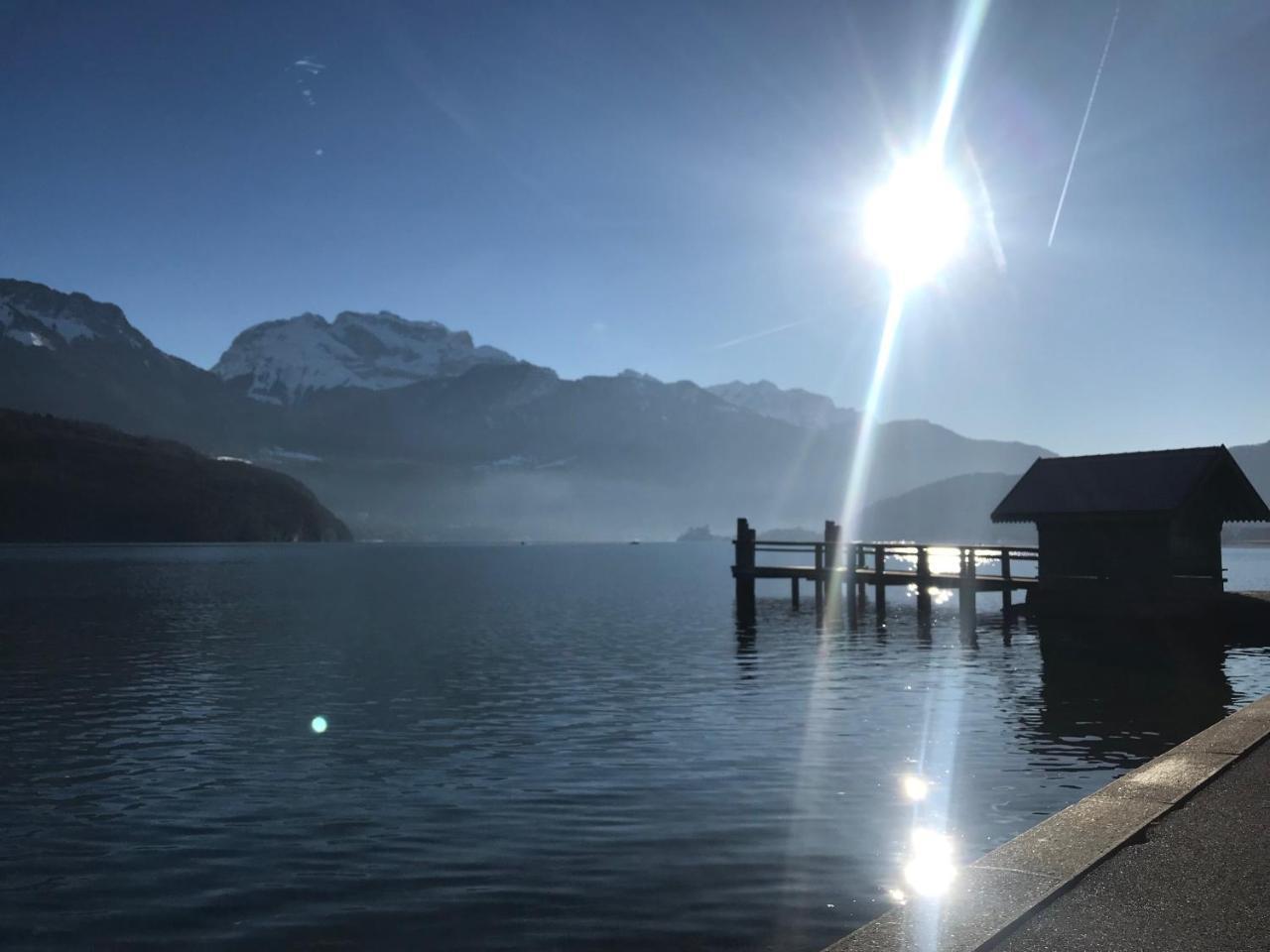 La Maison Du Port, Une Exclusivite Lla Selections By Location Lac Annecy Сен-Жорьо Екстериор снимка
