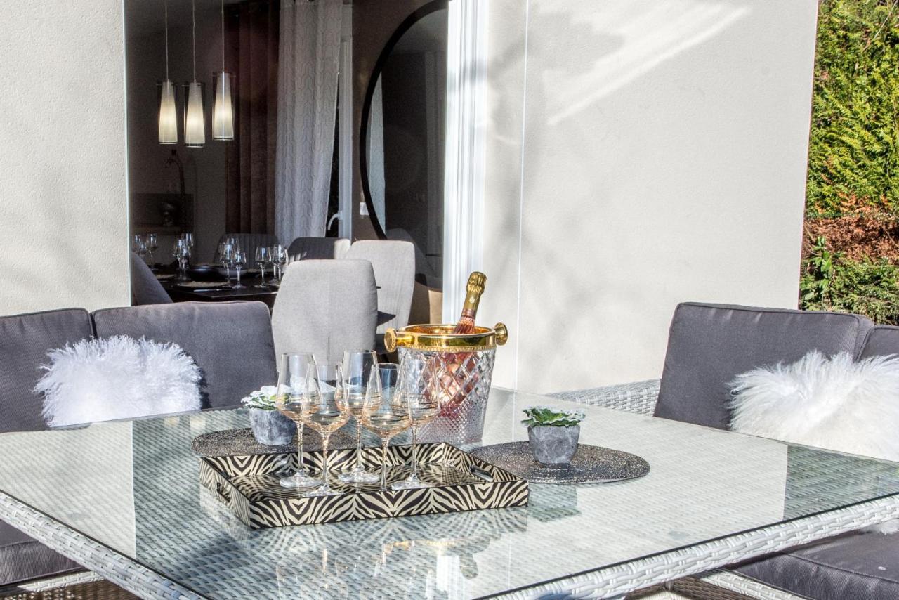 La Maison Du Port, Une Exclusivite Lla Selections By Location Lac Annecy Сен-Жорьо Екстериор снимка