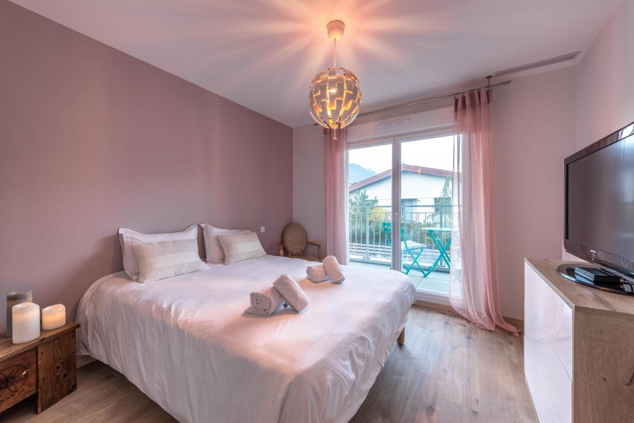La Maison Du Port, Une Exclusivite Lla Selections By Location Lac Annecy Сен-Жорьо Екстериор снимка